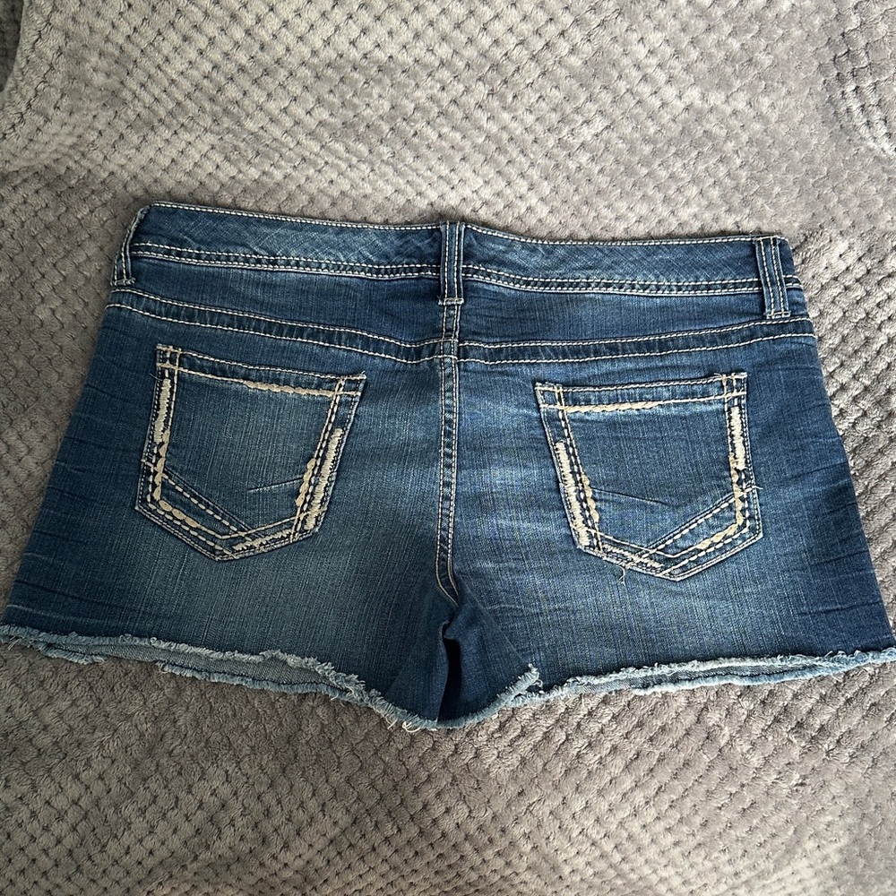 Maurices Jean Shorts - Picture 3 of 6
